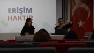 Atakumda işitme engellilerin sorunlarına dikkat çekildi