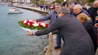 Ayvalıkta mübadelenin 102. yılı anısına denize çelenk bırakıldı