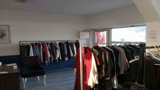 Ayvalıkta Sosyal Market yüzleri güldürüyor