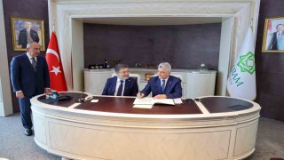 Bakan Bolat ve Bakan Yumaklıdan Meram Belediyesine ziyaret