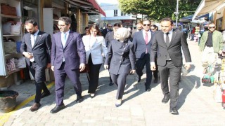 Bakan Göktaş, Lefkoşada Büyükhanda esnafla buluştu