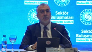 Bakan Işıkhan: Madencilik sektöründe temel hedef ihracatın 2028 yılına kadar 10 milyar dolara ulaştırılmasıdır