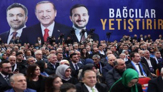 Bakan Kacır: Biz hizmet aşkıyla siyaset yapanlarız, durmak duraksamak bilmeyiz”