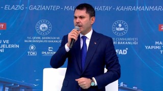 Bakan Kurum: Teslim ettiğimiz her bir konut, Türkiye Cumhuriyetinin milletine uzattığı şefkat elidir”