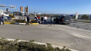 Balıkesirdetrafik kazası: 3 yaralı