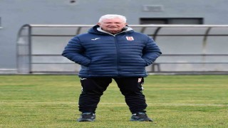 Balıkesirspor Teknik Direktörü İsmail Ertekin: Uşakspor maçını kazanacağız