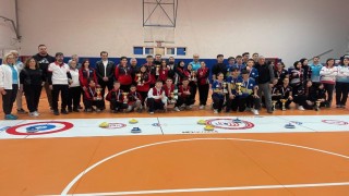 Balıköy Anadolu Lisesi Curling takımları büyük başarıya imza attı