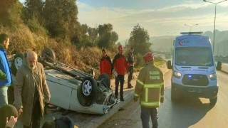 Bandırmada Fiat Tofaş otomobil takla attı