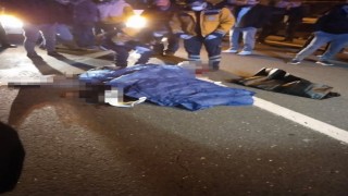 Bariyerlere çarpan motosikletin sürücüsü hayatını kaybetti
