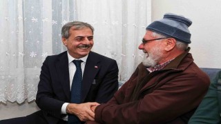 Başkan Alemdar hanelere misafir oldu, görevi başında olan ekipleri ziyaret etti