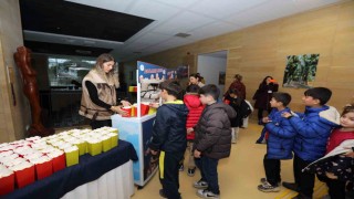 Başkan Arastan öğrencilere ‘Karne hediyesi