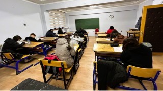 Başkan Çelik, Bozkurtlu gençleri sınavlara hazırlıyor