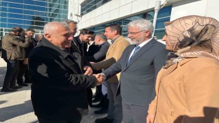 Başkan Kablan, mazbatasını teslim aldı