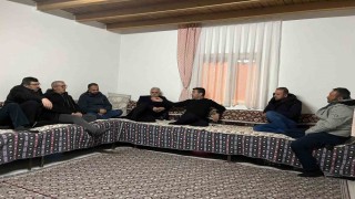 Başkan Metin kavgada yaralananları ziyaret etti