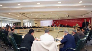 Başkan Özçelik: Balıkçı Barınağı tüm yasal hakları ile Balıkçılar Kooperatifine kiraya verilsin, tüm resmi işlemleri de belediye yapsın