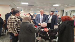 Başkan Sezer görevi başındaki personeli yalnız bırakmadı