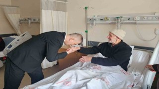 Başkan Sezer hastalarla bir araya geldi