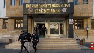 Batmanda 2 kapkaççı 120 saatlik kamera kaydı izlenerek yakalandı