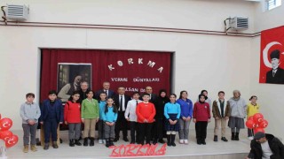 Bayburtta İstiklal Marşını güzel okuma yarışması düzenlendi