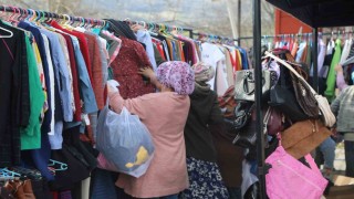 Belediyenin gezici mağazası kırsal mahallede