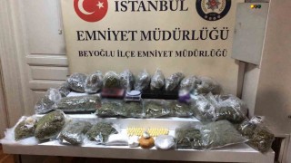 Beyoğlunda şüpheli şahsın evinden uyuşturucu çıktı