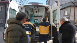 Bilecikte otomobilin çarptığı yaya yaralandı