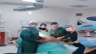 Bingölde bir hastaya, 7 saatlik plastik estetik cerrahi operasyon gerçekleştirildi