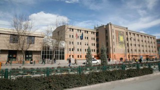 Bu caddelere araç park eden sürücüler dikkat