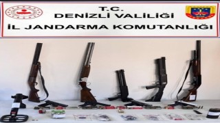 Buldanda jandarmanın düzenlediği operasyonda 14 şüpheli yakalandı