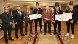 Büyükşehirin genç şefleri Türkiye şampiyonu oldu