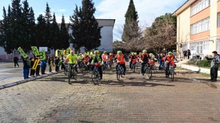 Çevre bilinci ve sağlıklı yaşam için pedal çevirdiler