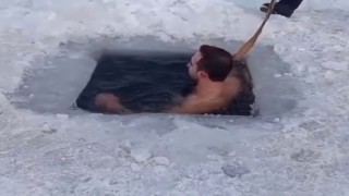 Çıldırda buzlu su çılgınlığı devam ediyor