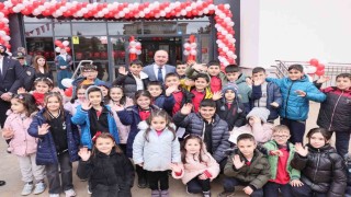 Çorumda on binlerce öğrenci karne heyecanı yaşadı