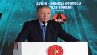 Cumhurbaşkanı Erdoğan: “Biz 22 yıldır Türkiyeyi büyütmek ve kalkındırmak için çalışıyoruz”