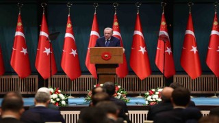 Cumhurbaşkanı Erdoğan: Gün siyaset yapma değil, dayanışma, bir ve beraber olma günüdür