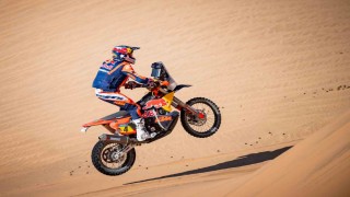 Dakar Rallisinde 48 saatlik 2. etabın kazananı Red Bull pilotu Daniel Sanders oldu