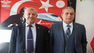 Devlet Demiryollarına adanan iki ömür