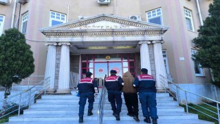 Didimde 36 düzensiz göçmen yakalandı, 1 organizatör tutuklandı