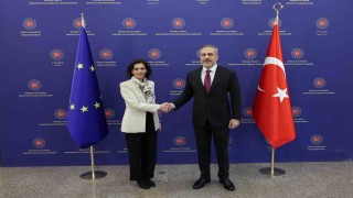 Dışişleri Bakanı Fidan, AB Komisyonu üyesi Lahbibi kabul etti