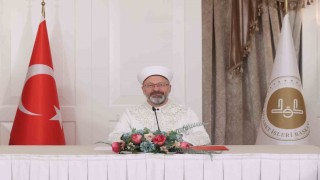 Diyanet İşleri Başkanı Erbaş: Gazzedeki insani yardım faaliyetlerimiz artarak devam ediyor”