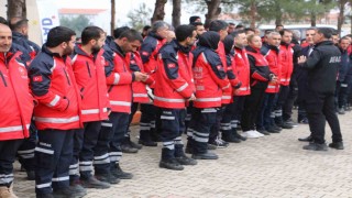 Diyarbakırda 217 AFAD personeli peç taktı