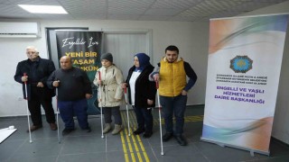 Diyarbakırda görme engellilere bağımsız hareket uygulaması eğitimi veriliyor