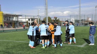 Döğergücü FK şampiyon oldu