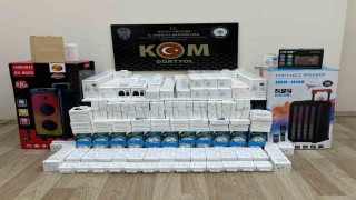 Dörtyolda 494 adet kaçak telefon aksesuarı ele geçirildi