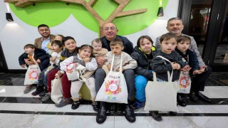 DOSD Meramın özel çocuklarıyla Şivlilik toplayan Başkan Kavuş hastanedeki çocukları da unutmadı