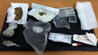Durdurulan araçtan uyuşturucu madde çıktı