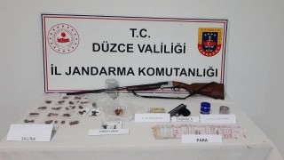 Düzcede uyuşturucu operasyonu: 2 kişi tutuklandı