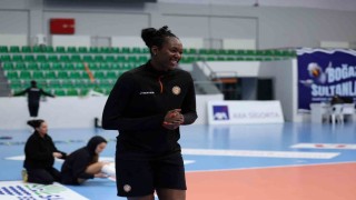 Eczacıbaşı Dynavit, Sarıyer Belediyespor maçı hazırlıklarını tamamladı