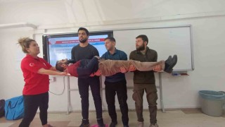 Elazığda arama-kurtarma ekibi ilk yardım eğitimlerini tamamladı