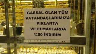 Elazığda bir kuyumcu gassallara pırlanta ve elmas ürünlerinde yüzde 50 indirim kampanyası başlattı